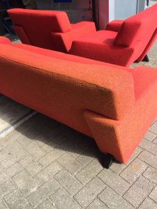 Stoffen meubels verven