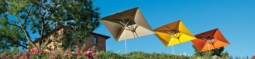 Meerdere rechthoekige parasols