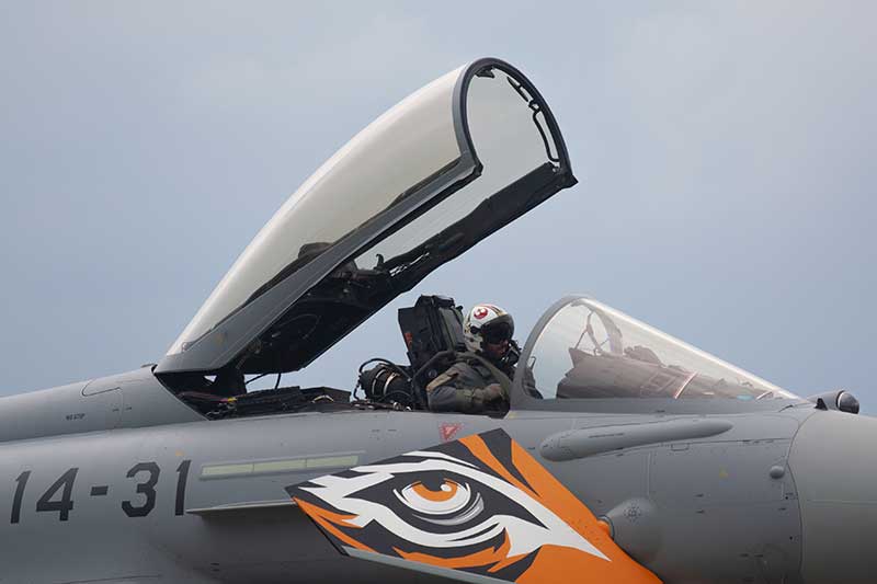 Straaljager met piloot